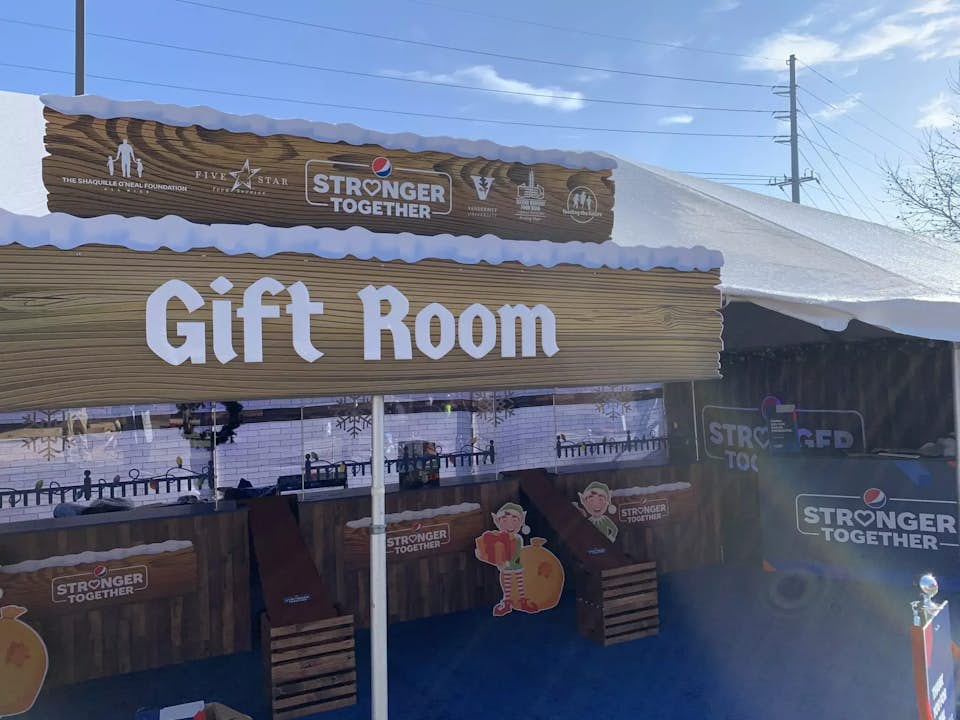 Sign that says gift room