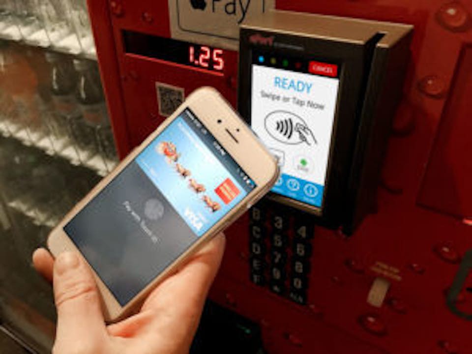 Using apple pay to pay for vending machine